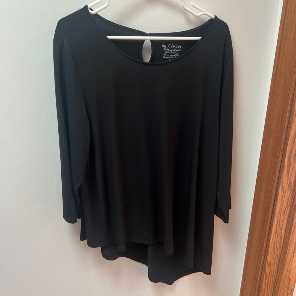 Chico’s Black 3/4 Sleeve Blouse w/ Keyhole Back size 3/XL